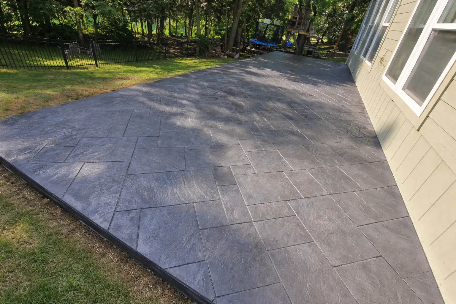 Stamped decorative concrete patio near Smithville, MO